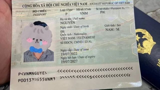 Trang dữ liệu trong hộ chiếu Việt Nam theo mẫu mới ban hành từ ngày 1/7/2022