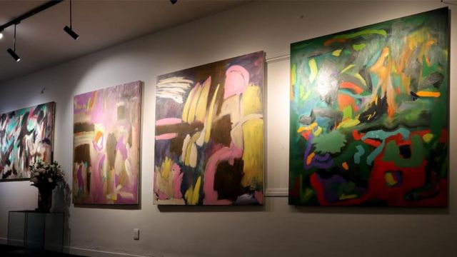 Một số tác phẩm của Bùi Chát trong triển lãm Ngẫu hứng tại Alpha Art Station