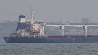 Thương vụ xuất khẩu ngũ cốc Ukraine 'trôi' như số phận tàu chở hàng rời Biển Đen