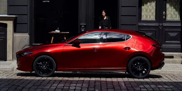 Mazda3 và Mazda CX-30 - Bộ đôi thế hệ 7G với những đột phá về thiết kế và công nghệ - Ảnh 1.